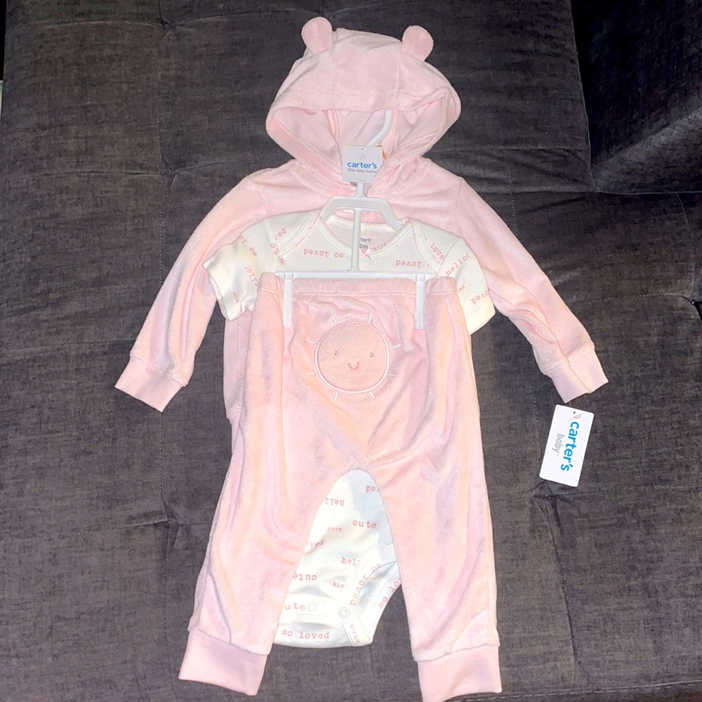 CARTERS BABY GIRL 3 PIECE OUTFIT